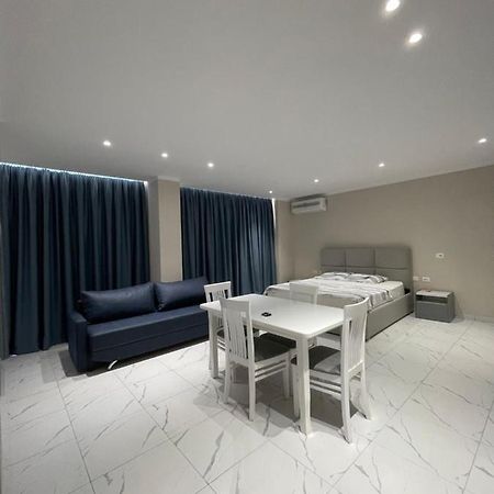 Modern Beachfront Apartments Σαράντα Εξωτερικό φωτογραφία
