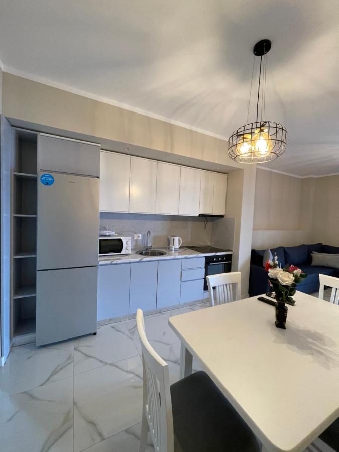 Modern Beachfront Apartments Σαράντα Εξωτερικό φωτογραφία