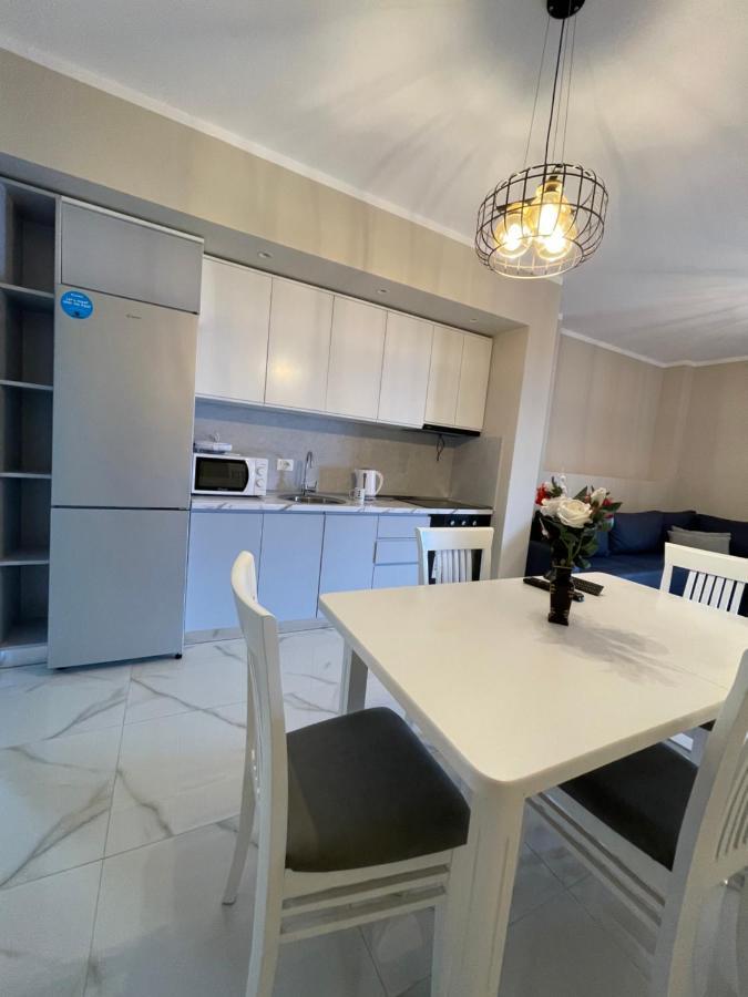 Modern Beachfront Apartments Σαράντα Εξωτερικό φωτογραφία