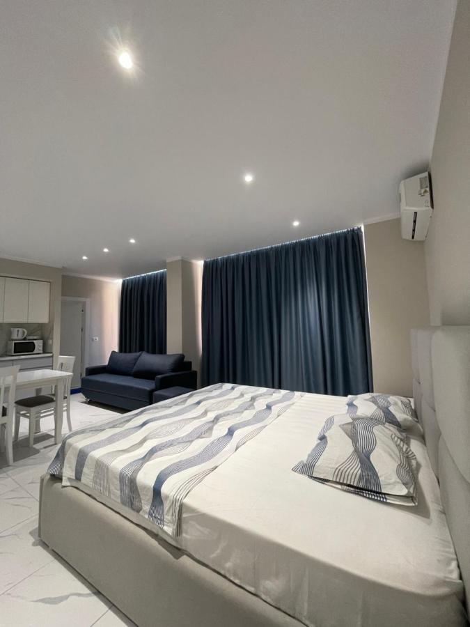 Modern Beachfront Apartments Σαράντα Εξωτερικό φωτογραφία