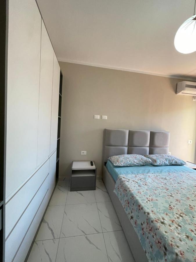 Modern Beachfront Apartments Σαράντα Εξωτερικό φωτογραφία